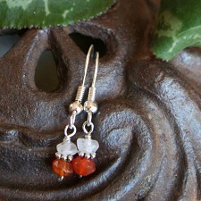 Fertility Earrings in Carnelian and Quartz