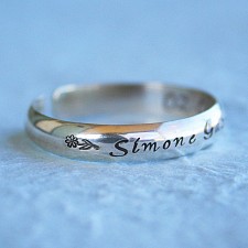 Round Baby Cuff Bracelet - Handwritten Font